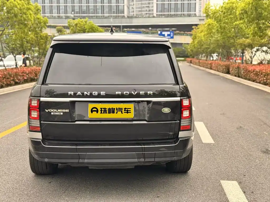 Land Rover Range Rover 2018 — фото 13