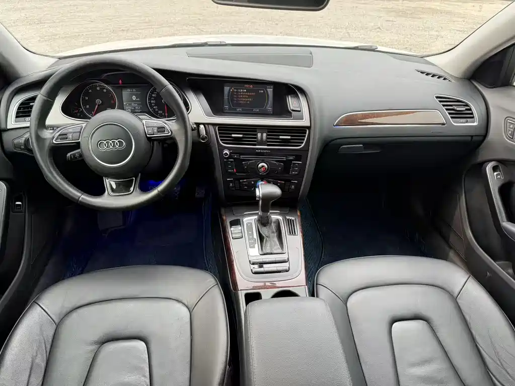 Audi A4L 2014