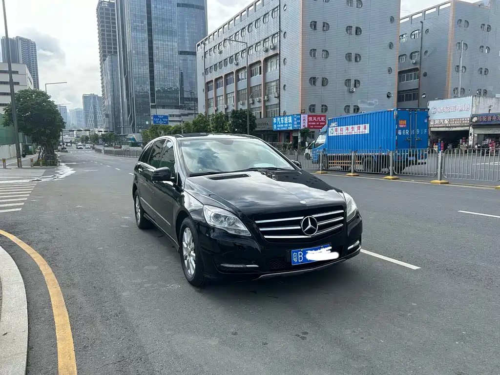 Mercedes-Benz R-Class 2012