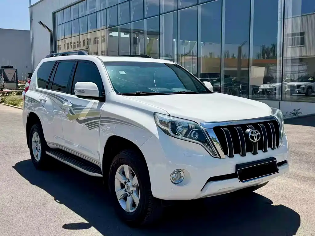 Toyota Prado 2016