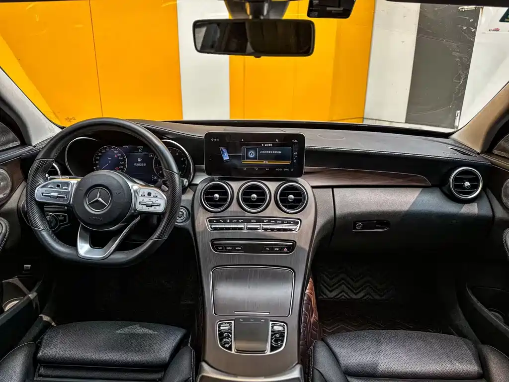 Mercedes-Benz C-Class 2020 — фото 7