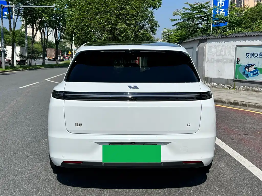 Li Auto Li L7 2024