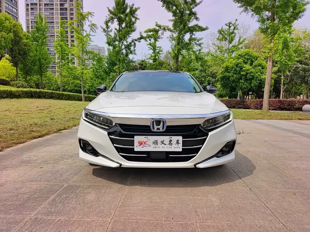 Honda Accord 2022 — фото 2
