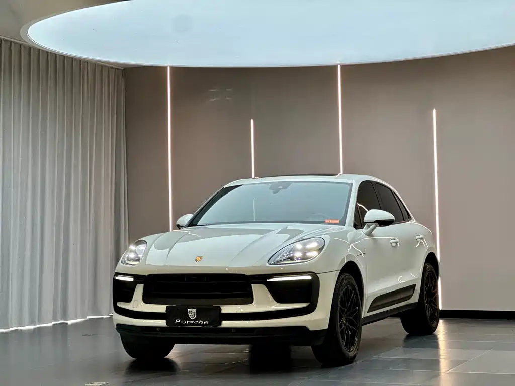Porsche Macan 2024