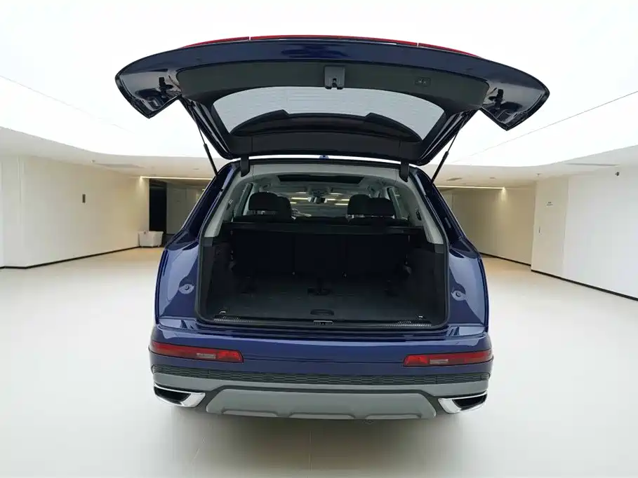 Audi Q7 2021