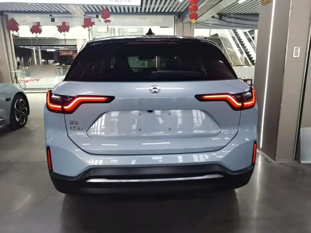 NIO ES6 2020