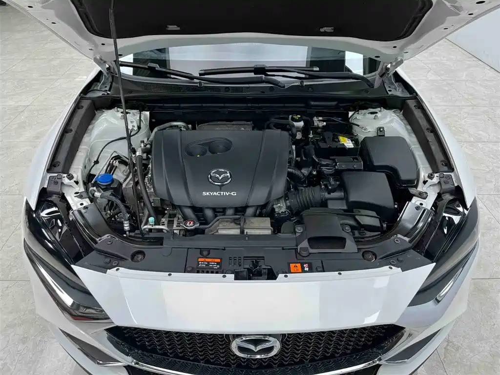 Mazda CX-4 2021 — фото 19