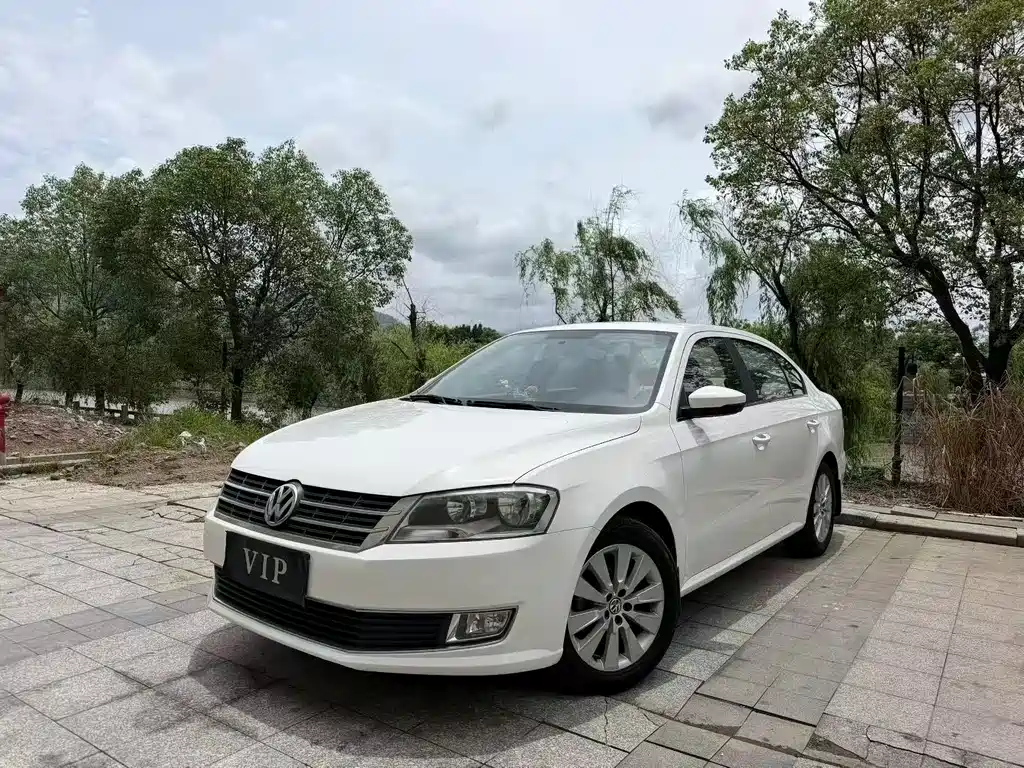 Volkswagen Lavida 2014