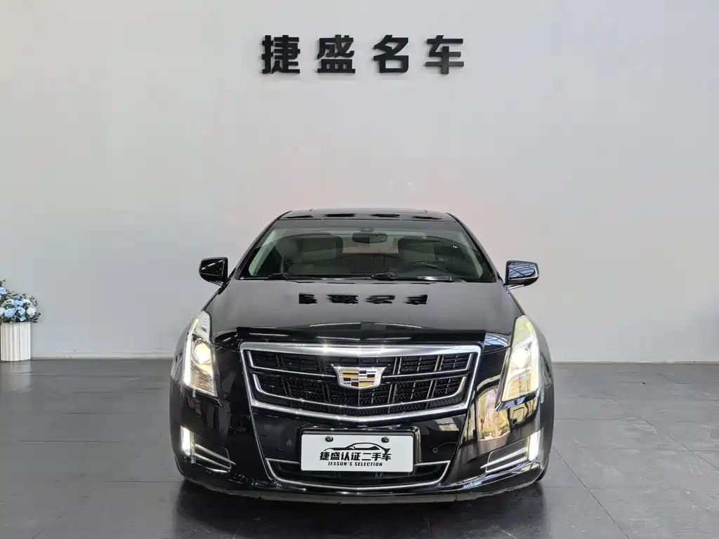 Cadillac XTS 2016 — фото 2