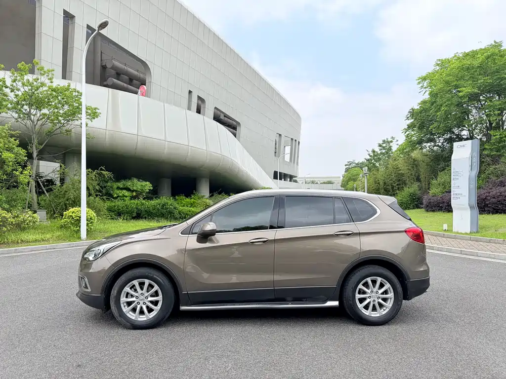 Buick Envision Plus 2017 — фото 5