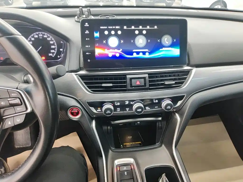 Honda Accord 2023 — фото 13