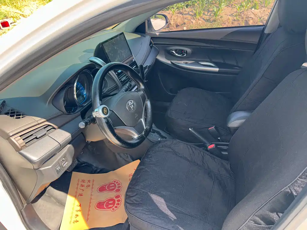 Toyota Yaris L 2016