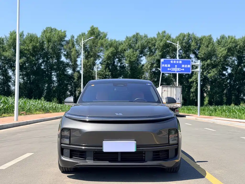Li Auto Li L8 2023