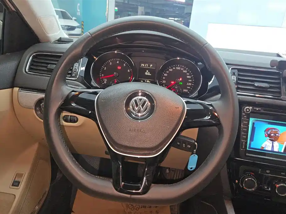 Volkswagen Sagitar 2015 — фото 15