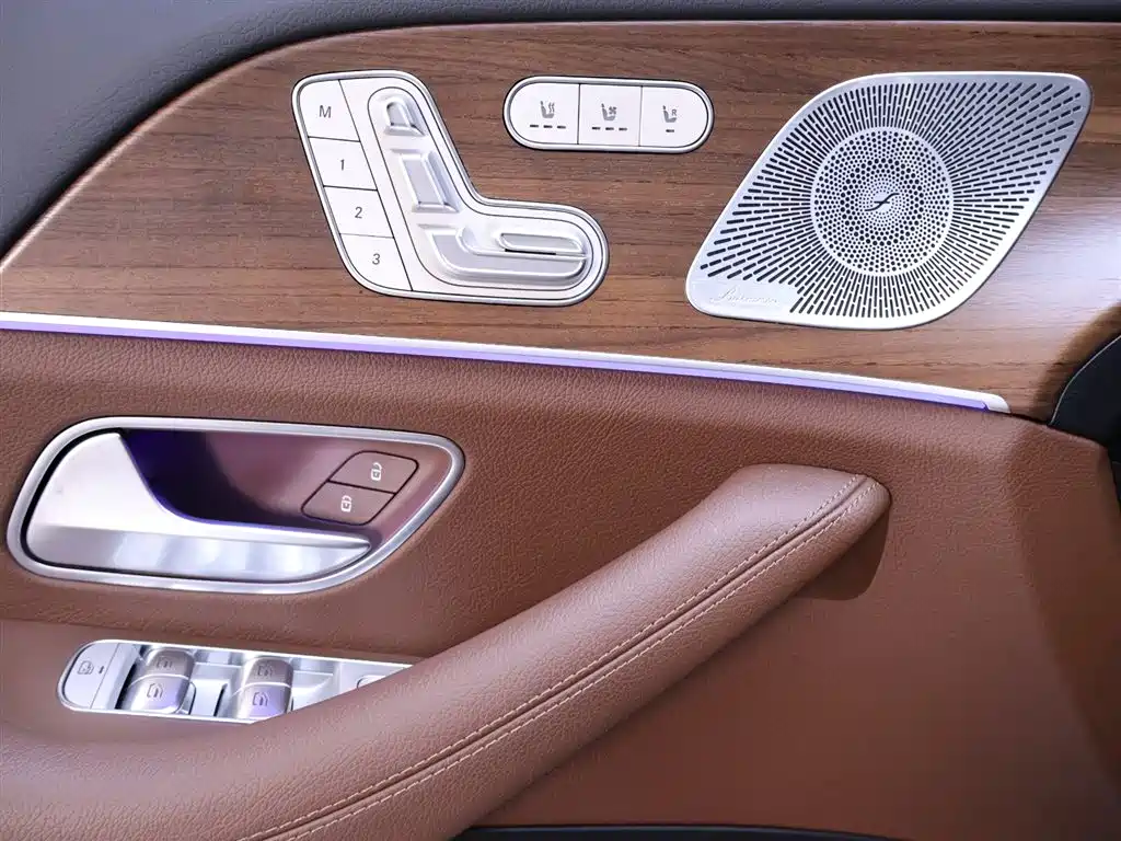 Mercedes-Benz GLE 2024 — фото 17