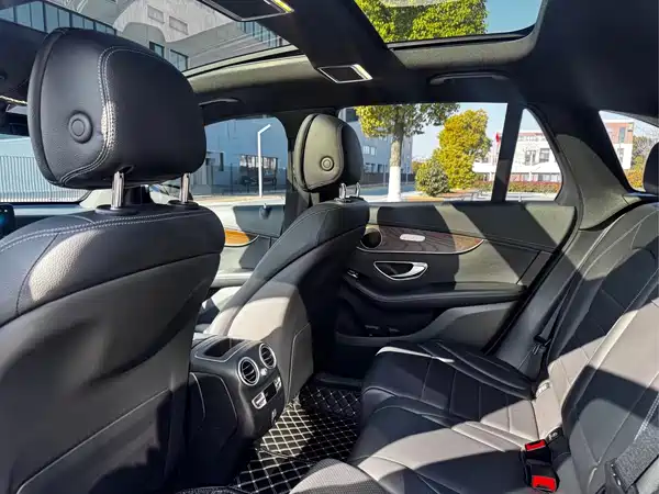 Mercedes-Benz GLC 2021
