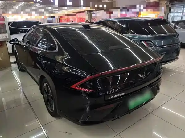 Wuling Starlight 2025