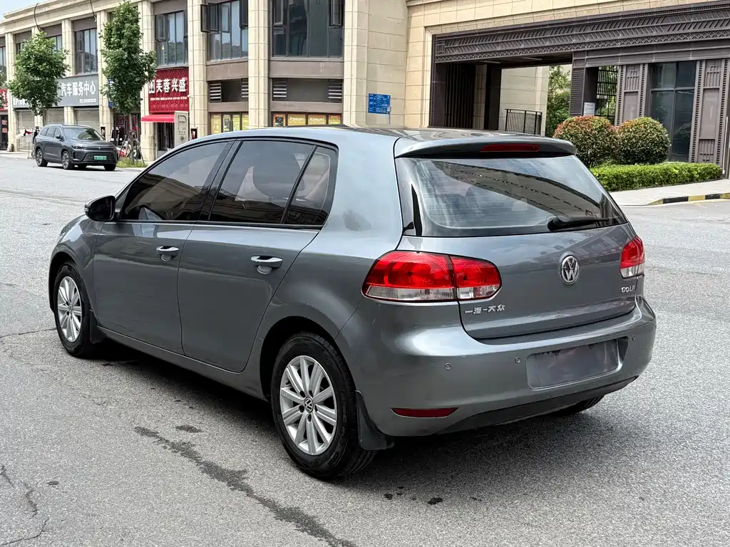 Volkswagen Golf 2011