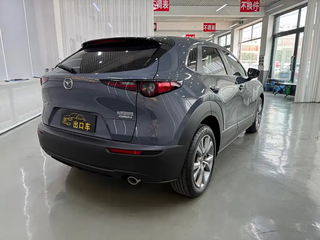 Mazda CX-30 2022 — фото 10
