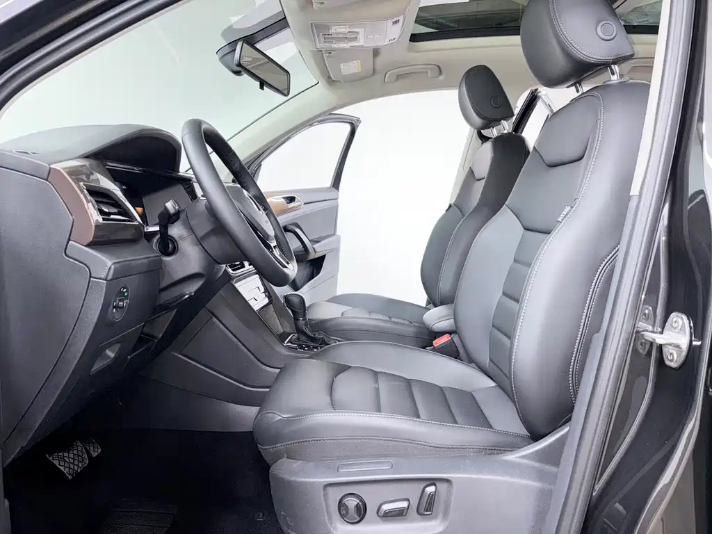 Volkswagen Tharu 2022