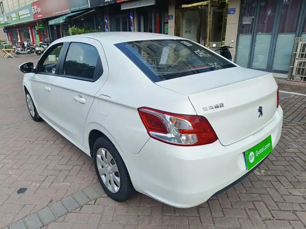 Peugeot 301 2014