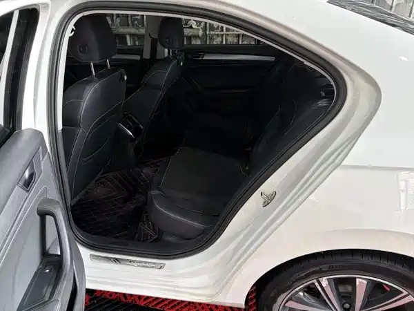 Skoda Superb 2022