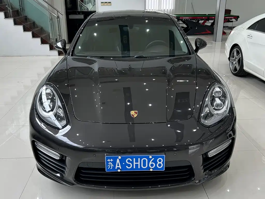 Porsche Panamera 2012