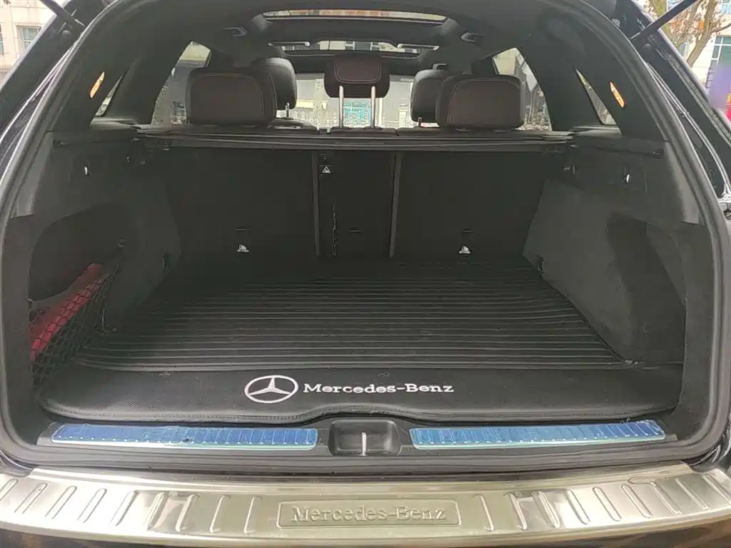Mercedes-Benz GLC 2020 — фото 19