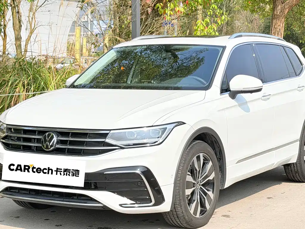 Volkswagen Tiguan L 2025 — фото 1