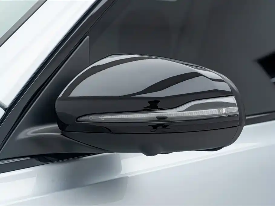 Mercedes-Benz GLB AMG 2025 — фото 21