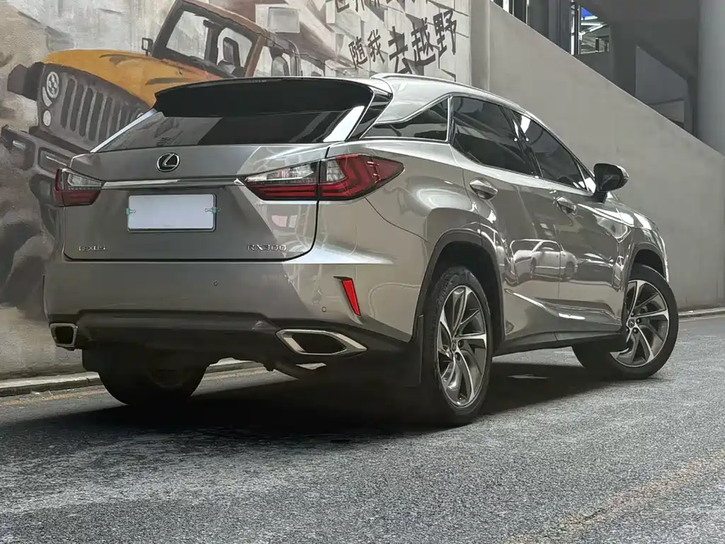 Lexus RX 2018 — фото 2