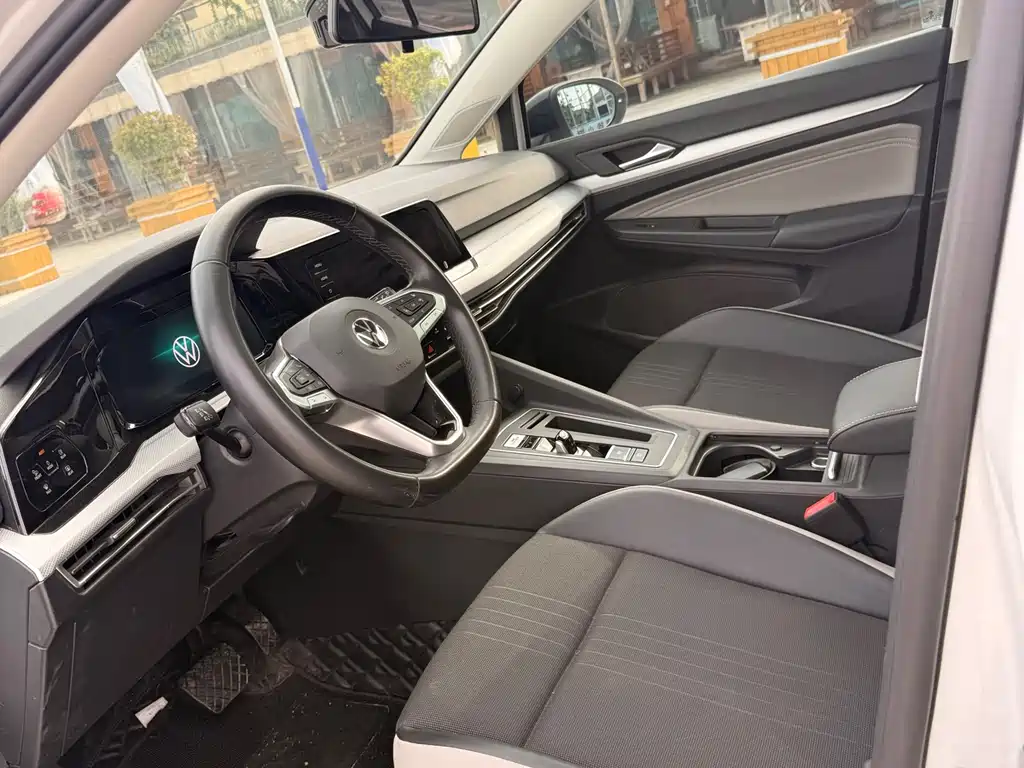 Volkswagen Golf 2020