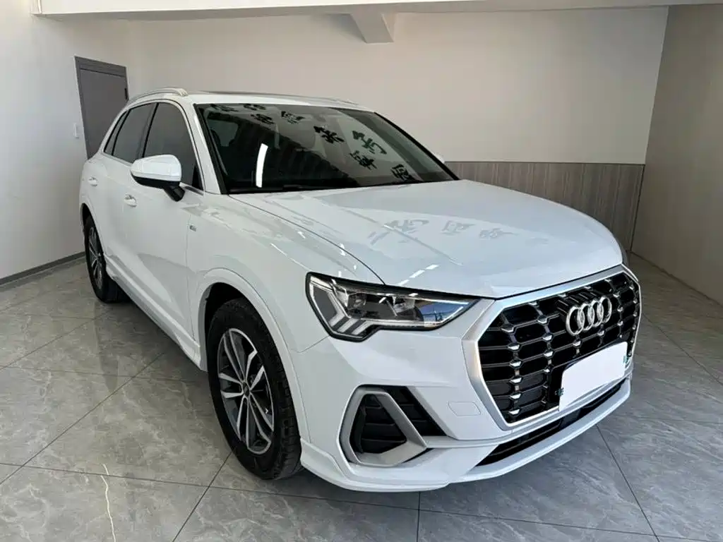 Audi Q3 2022