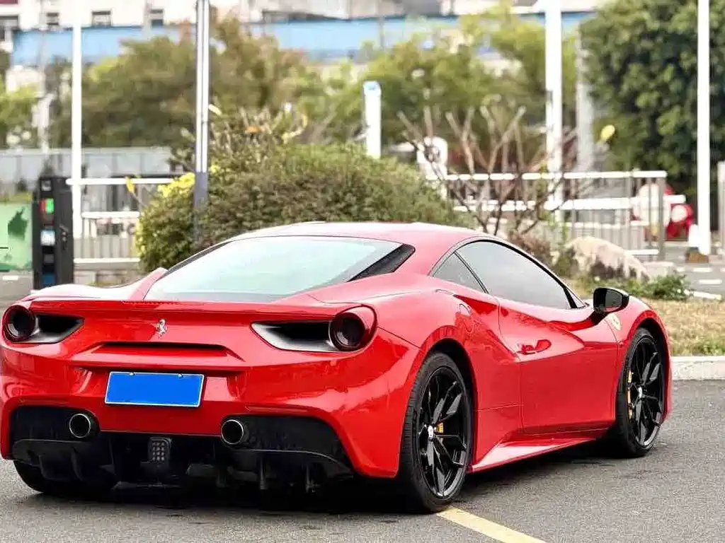 Ferrari 488 2016 — фото 4