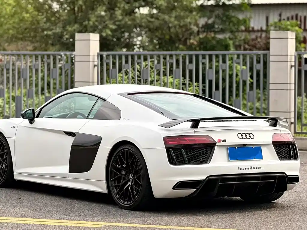 Audi R8 2018 — фото 4