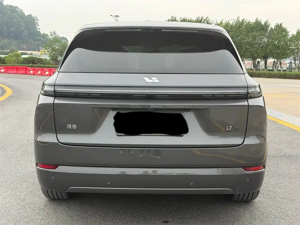 Li Auto Li L7 2024