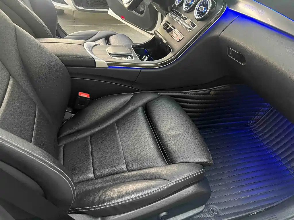 Mercedes-Benz C-Class 2021 — фото 13