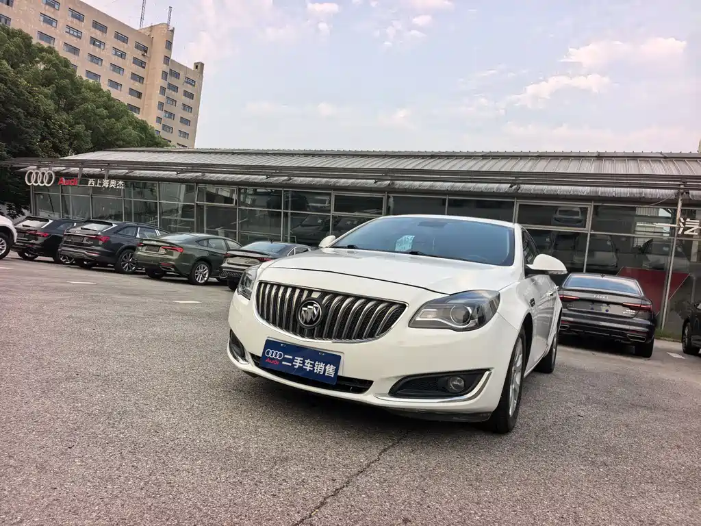 Buick Regal 2016 — фото 1