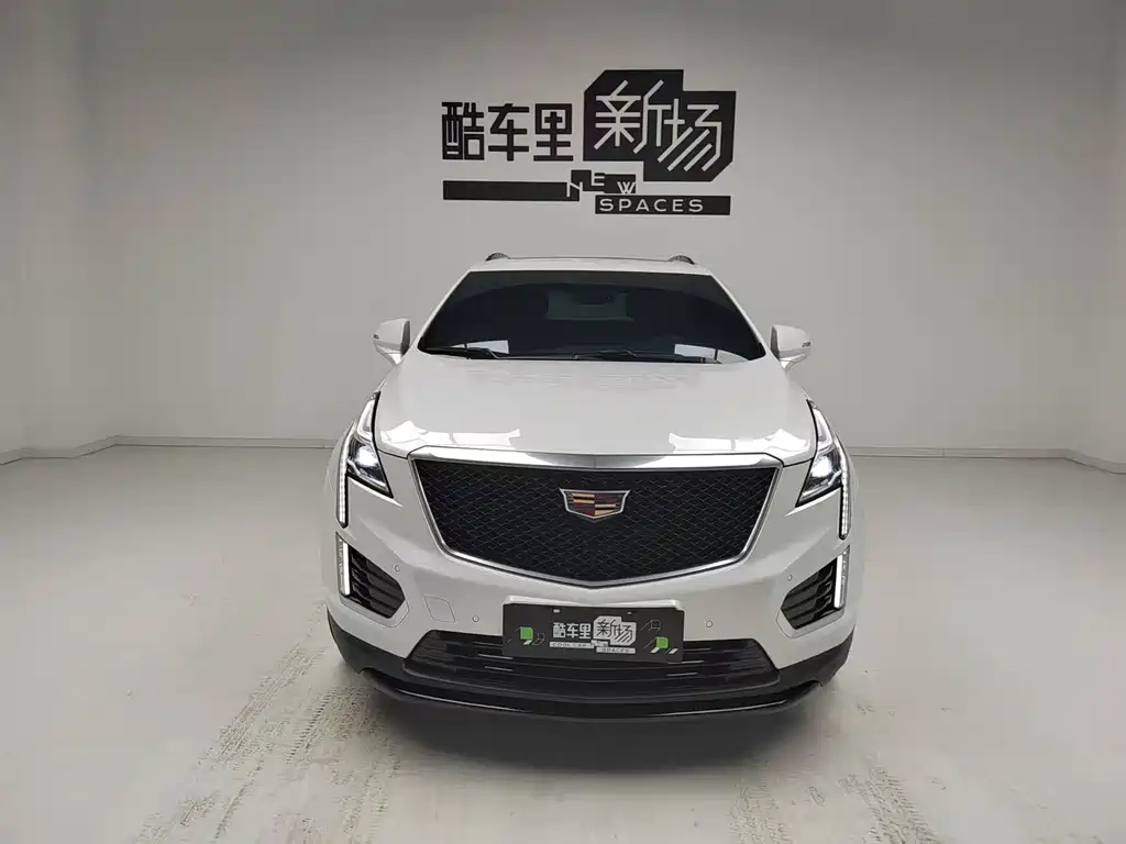 Cadillac XT5 2024 — фото 2