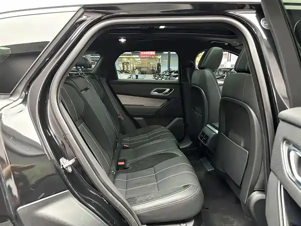 Land Rover Range Rover Velar 2021