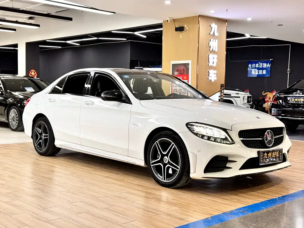 Mercedes-Benz C-Class 2020 — фото 3