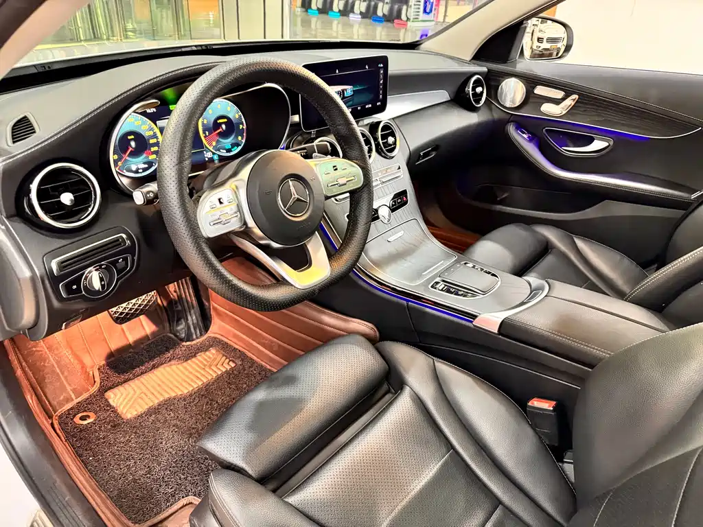 Mercedes-Benz C-Class 2020 — фото 9