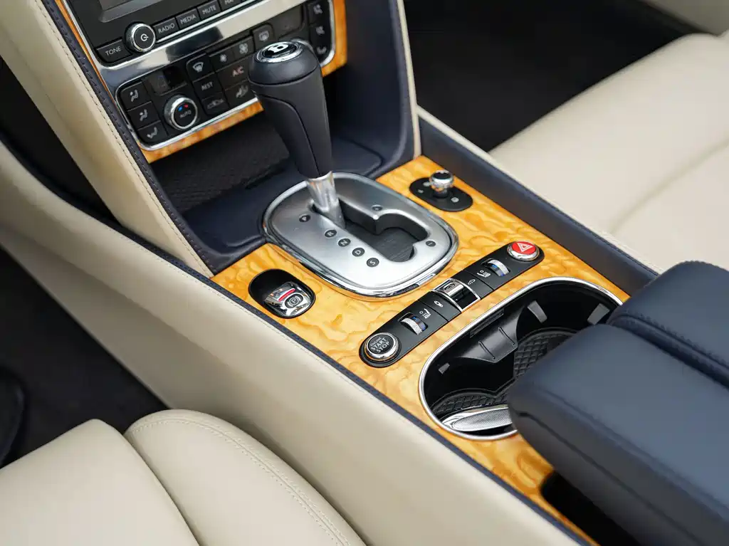 Bentley Continental 2013 — фото 14