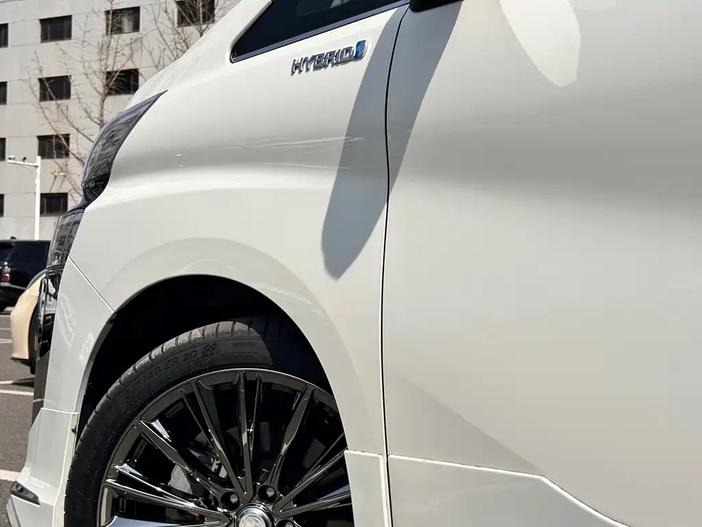 Toyota Vellfire 2021 — фото 10