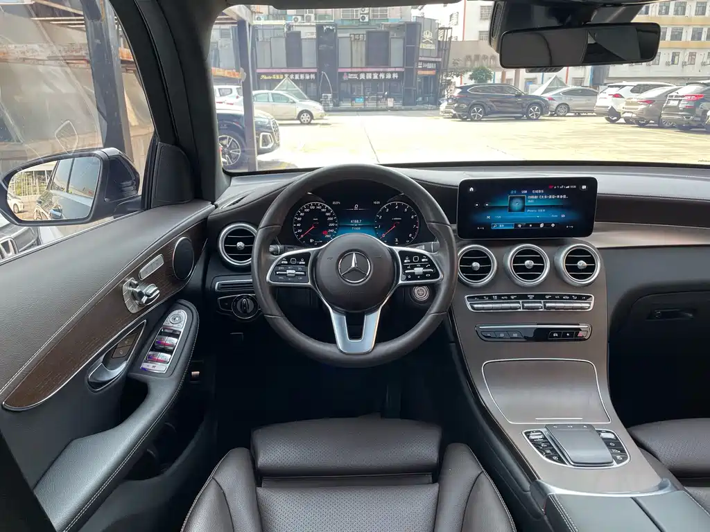 Mercedes-Benz GLC 2022