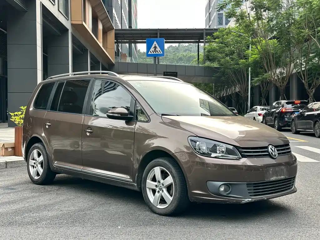 Volkswagen Touran 2013