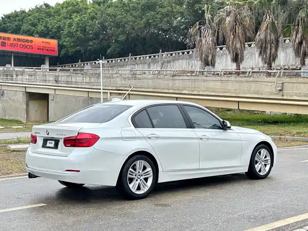 BMW 3 Series 2015