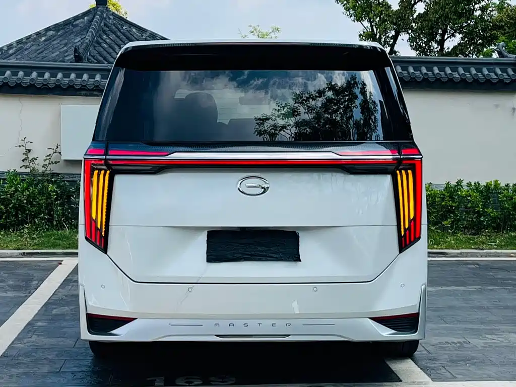 GAC Motor Trumpchi M8 2023 — фото 4