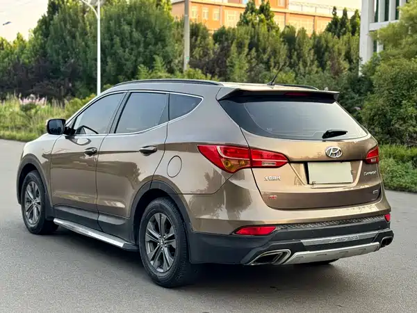 Hyundai Santa Fe 2013
