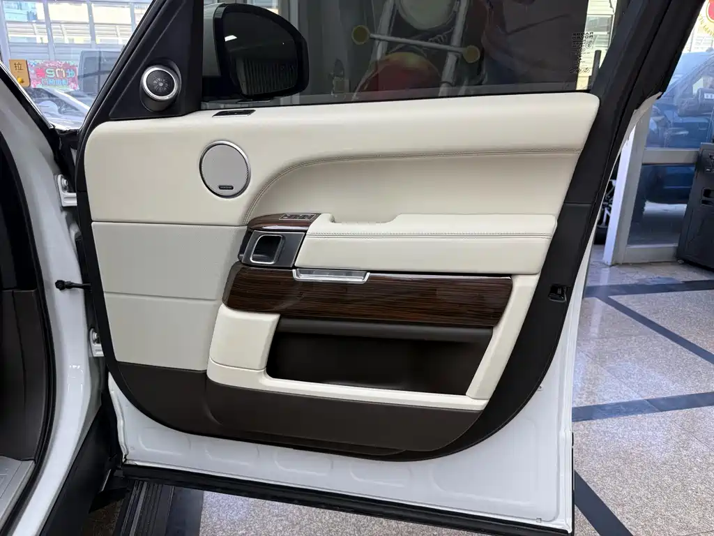 Land Rover Range Rover 2015 — фото 21